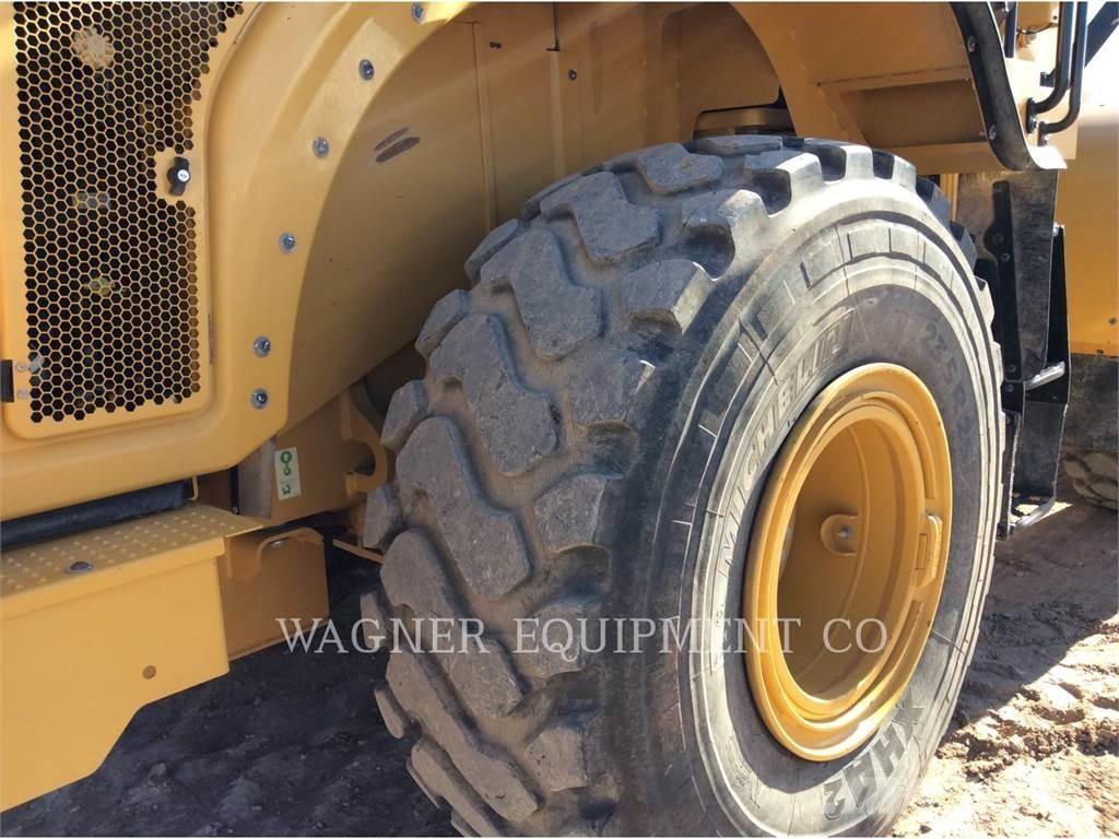 CAT 950M Incarcator pe pneuri