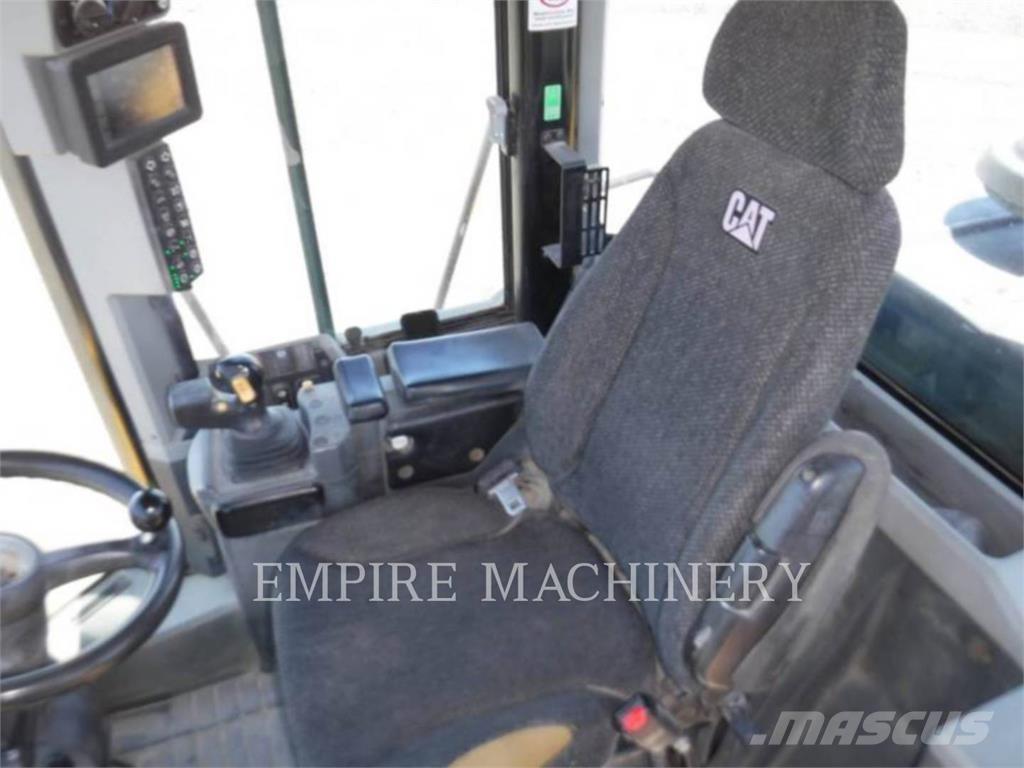 CAT 950M FC Incarcator pe pneuri