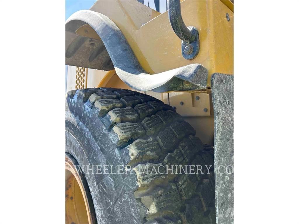 CAT 950M JRB Incarcator pe pneuri