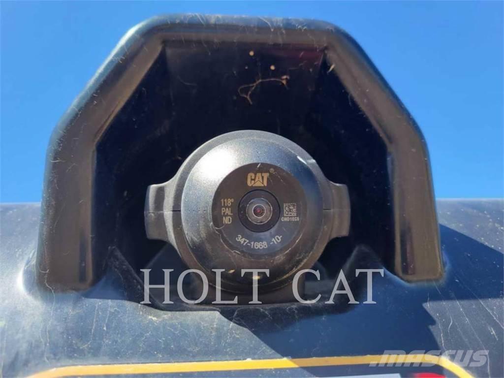 CAT 950M QC Incarcator pe pneuri