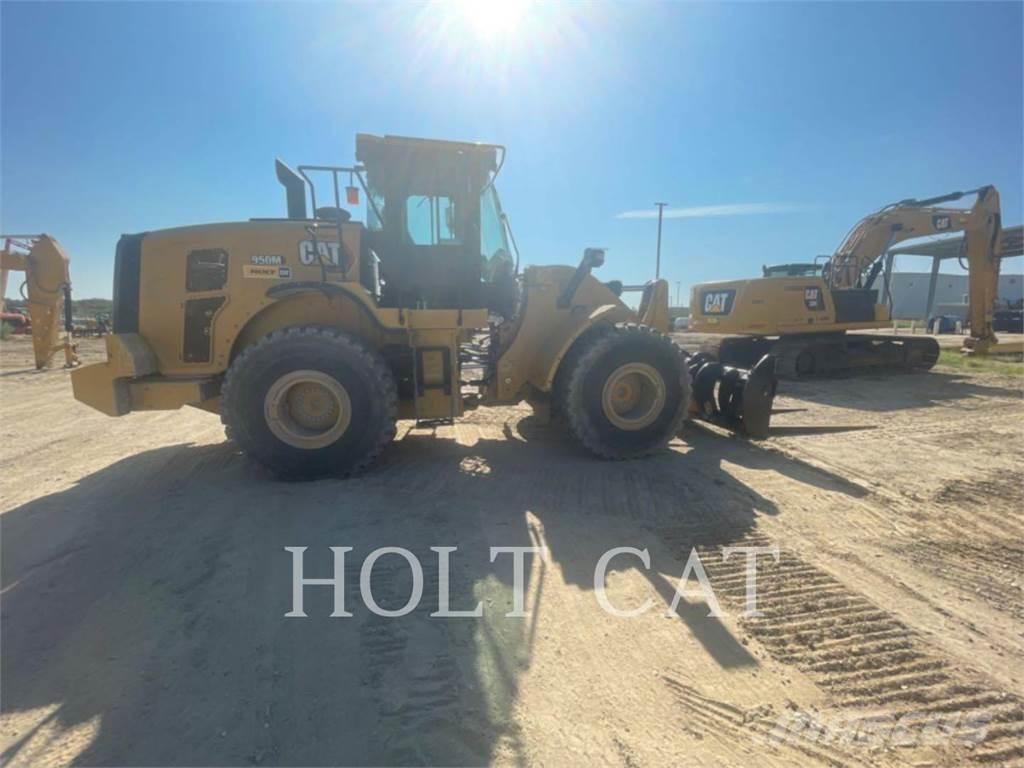 CAT 950M QC Incarcator pe pneuri