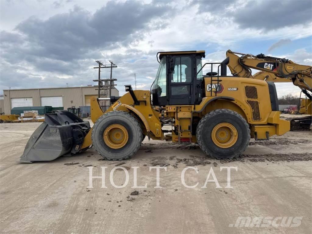 CAT 950M QC Incarcator pe pneuri