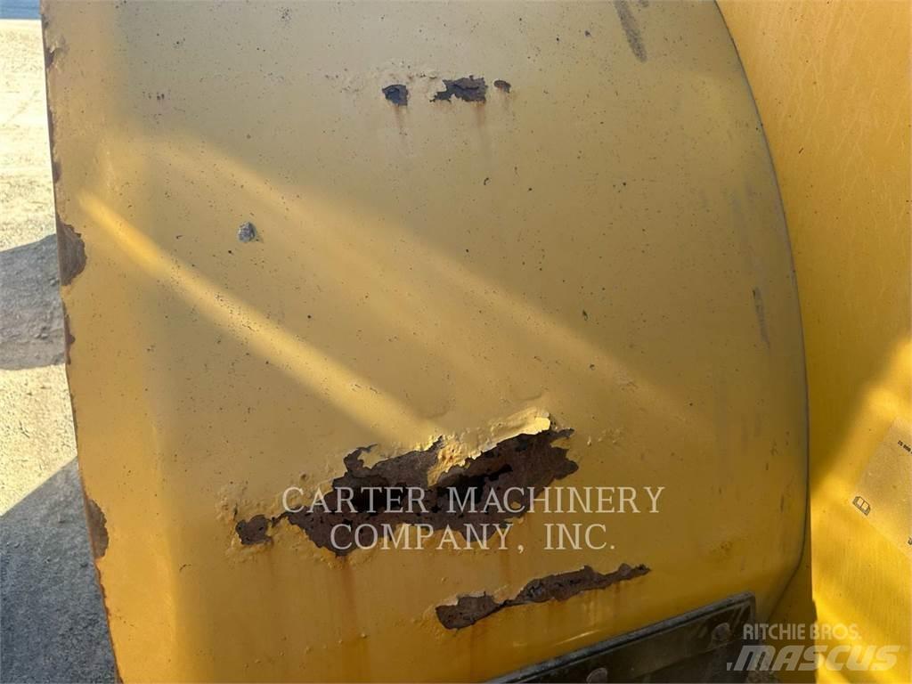 CAT 962M Incarcator pe pneuri