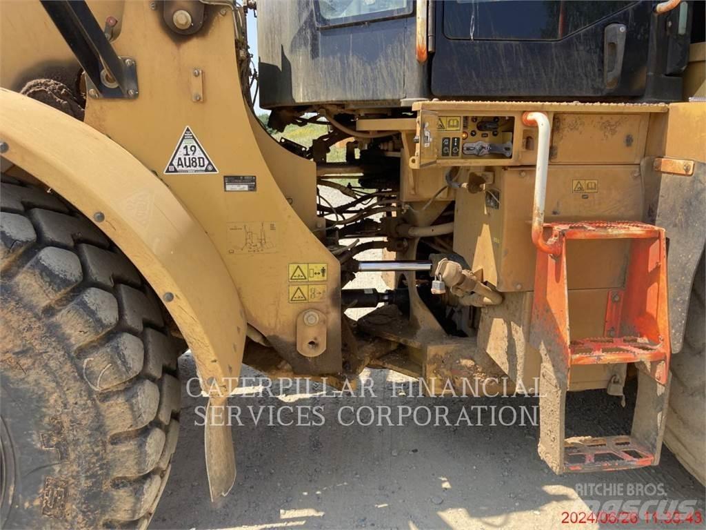 CAT 962M Incarcator pe pneuri