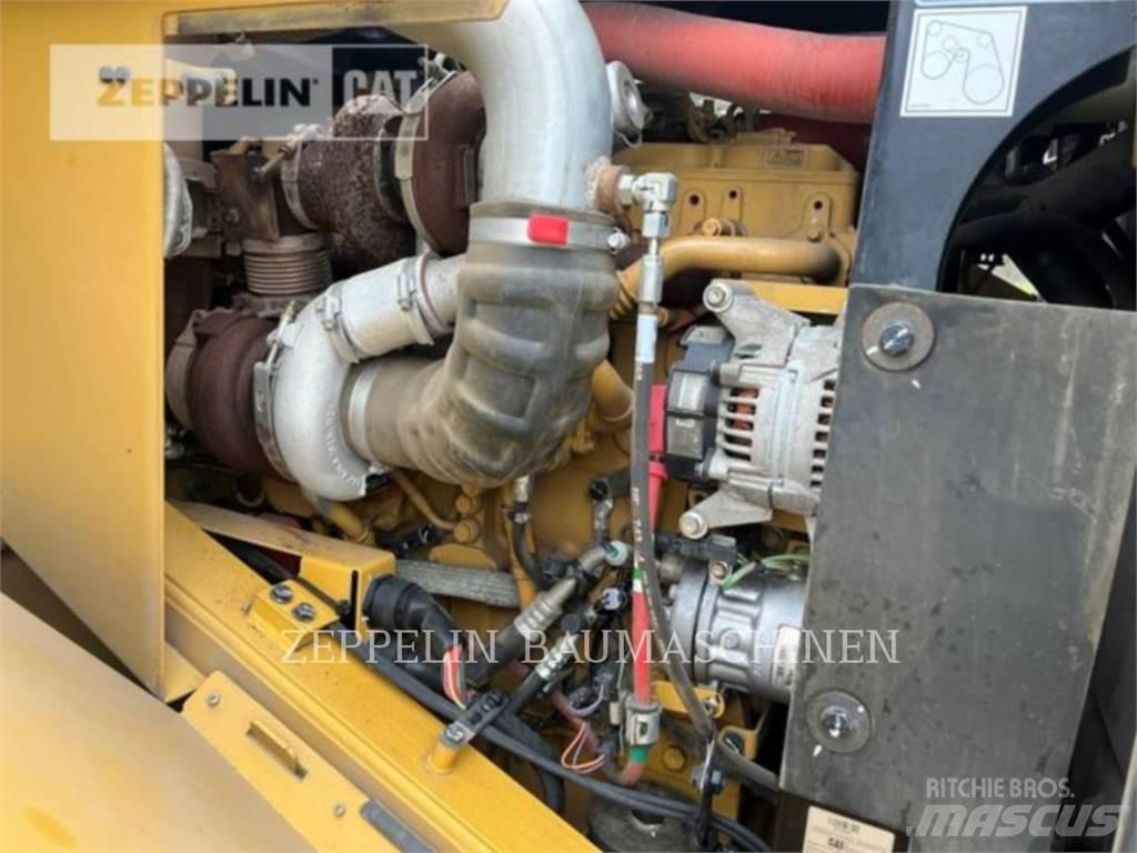 CAT 962M Incarcator pe pneuri