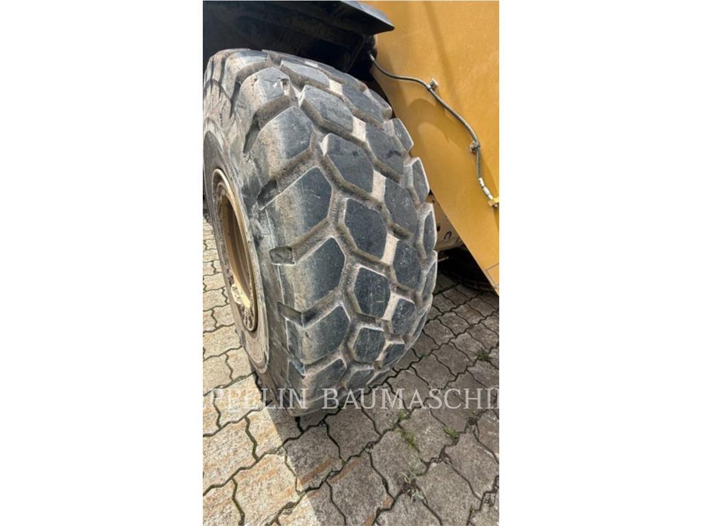 CAT 962M Incarcator pe pneuri