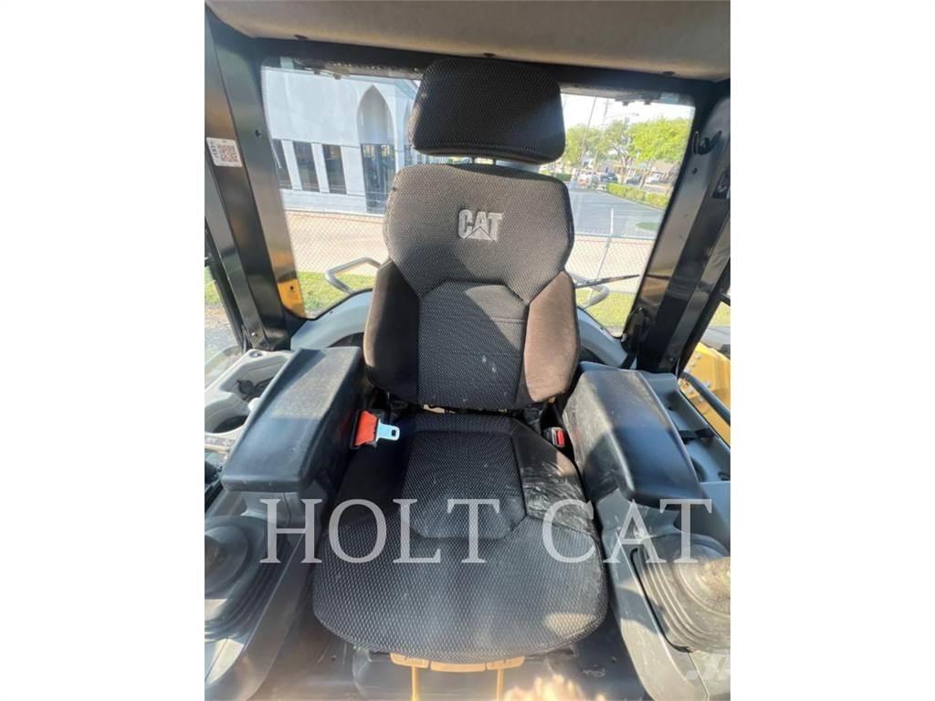CAT 963 Încarcatoare cu excavator