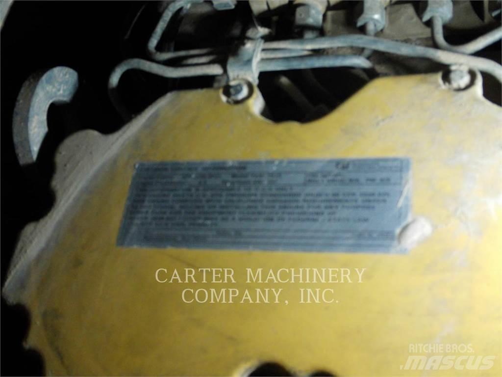 CAT 963D Încarcatoare cu excavator