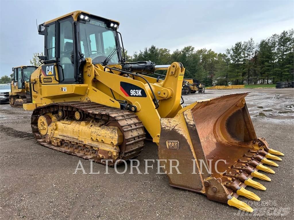CAT 963K Incarcator pe pneuri