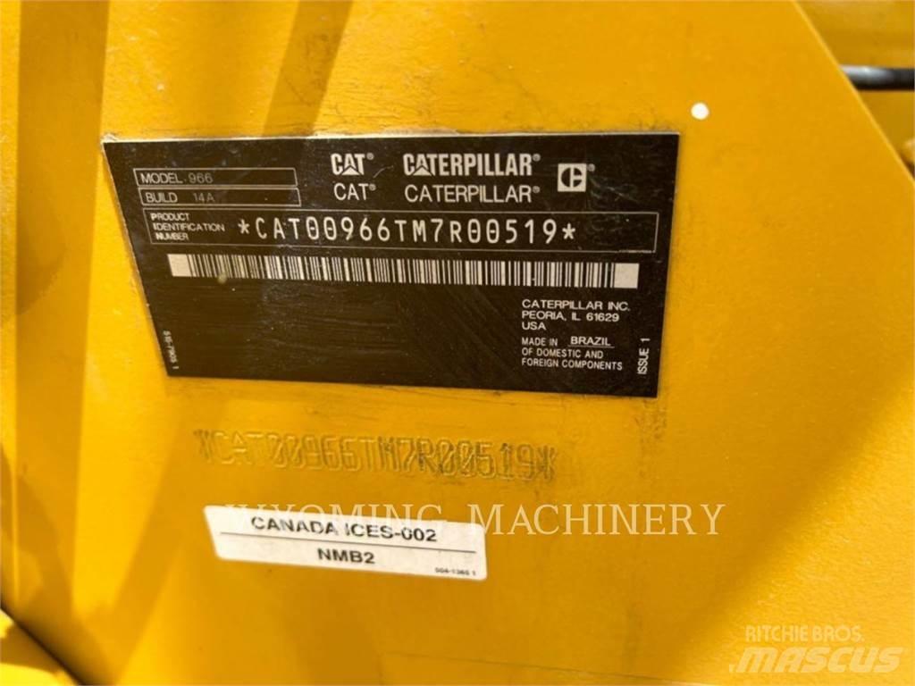 CAT 966 Incarcator pe pneuri