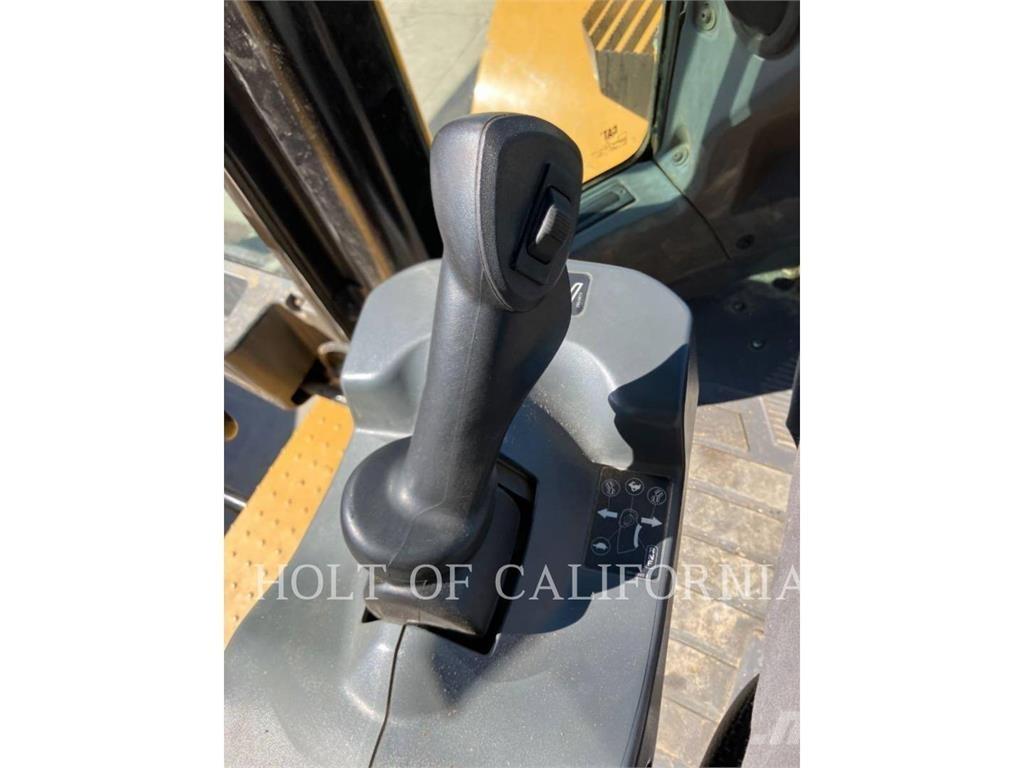 CAT 966 Incarcator pe pneuri