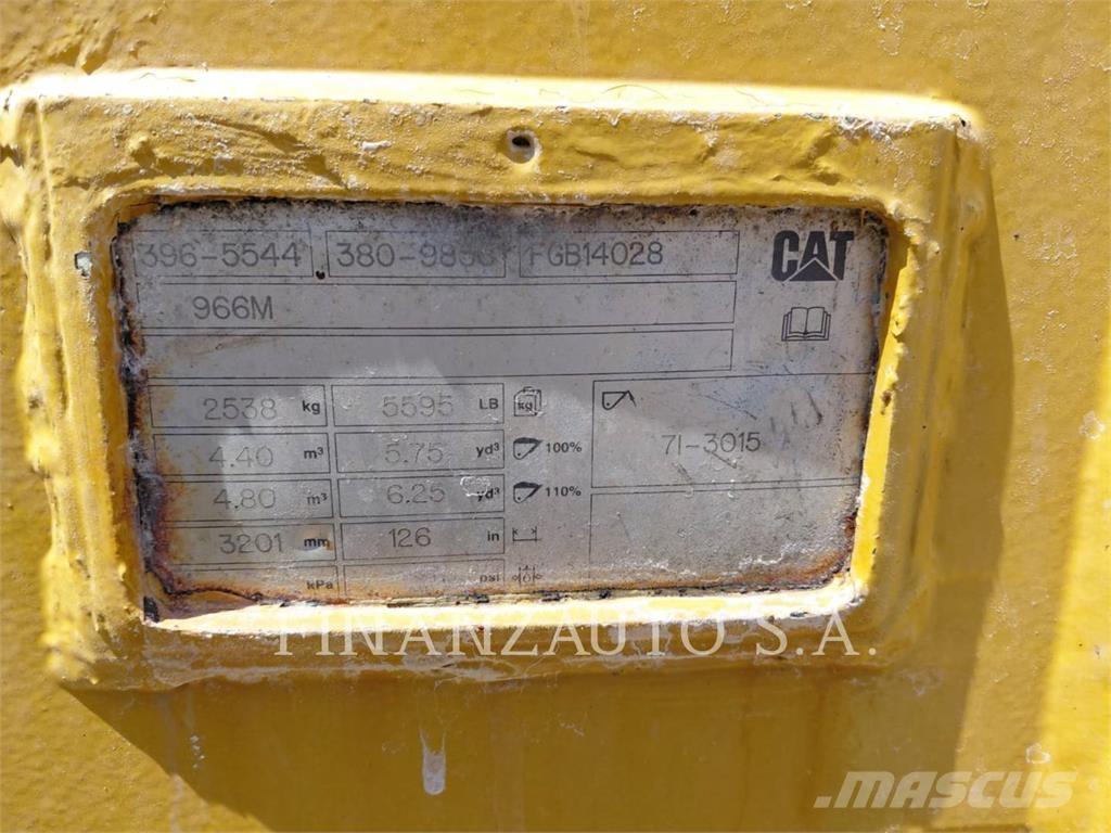 CAT 966 Incarcator pe pneuri