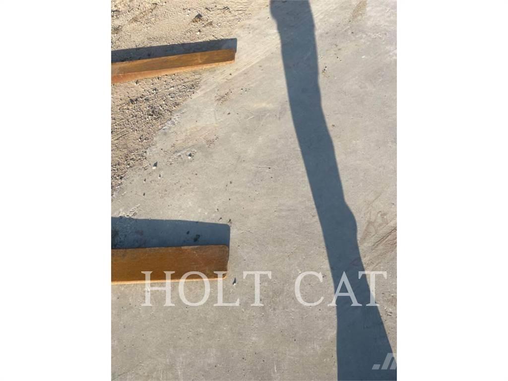 CAT 966GC QC Incarcator pe pneuri