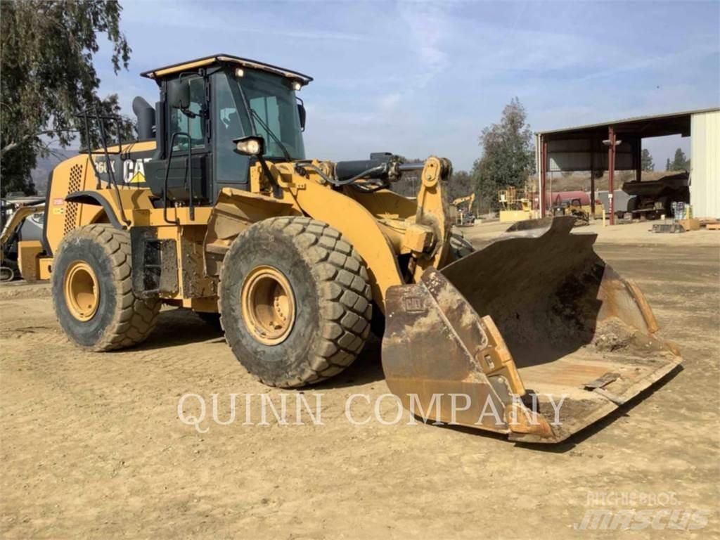 CAT 966K Incarcator pe pneuri