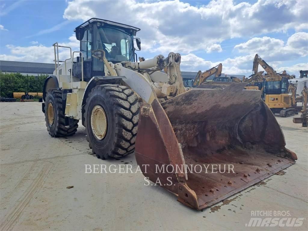 CAT 966M Incarcator pe pneuri