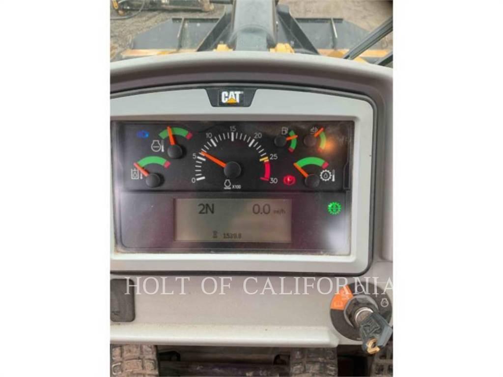 CAT 966M Incarcator pe pneuri