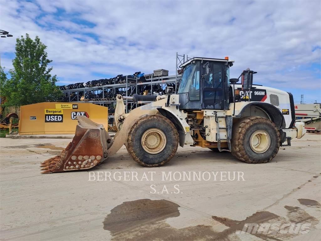 CAT 966M Incarcator pe pneuri