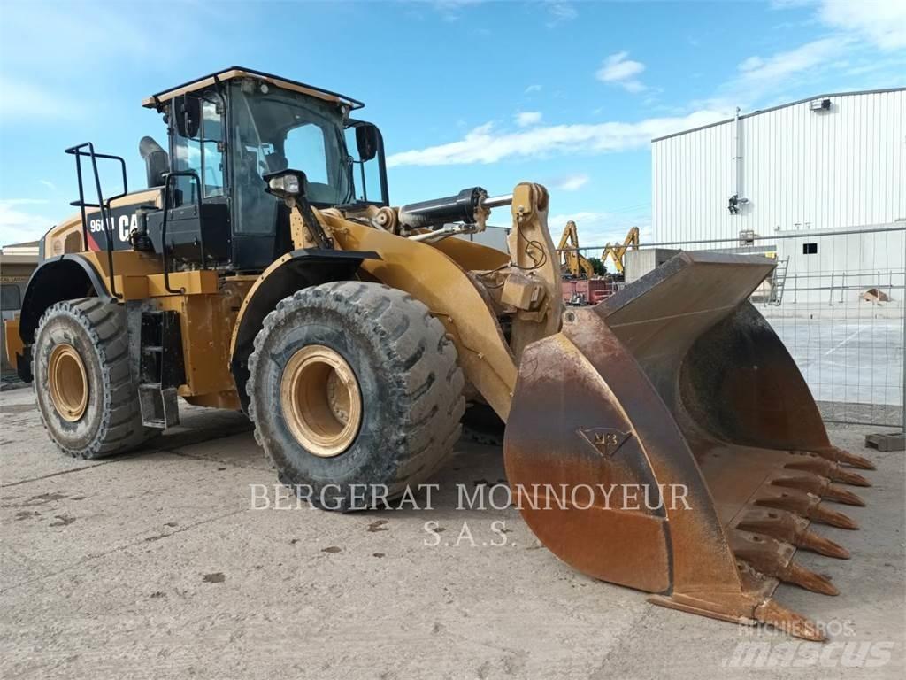 CAT 966M Incarcator pe pneuri