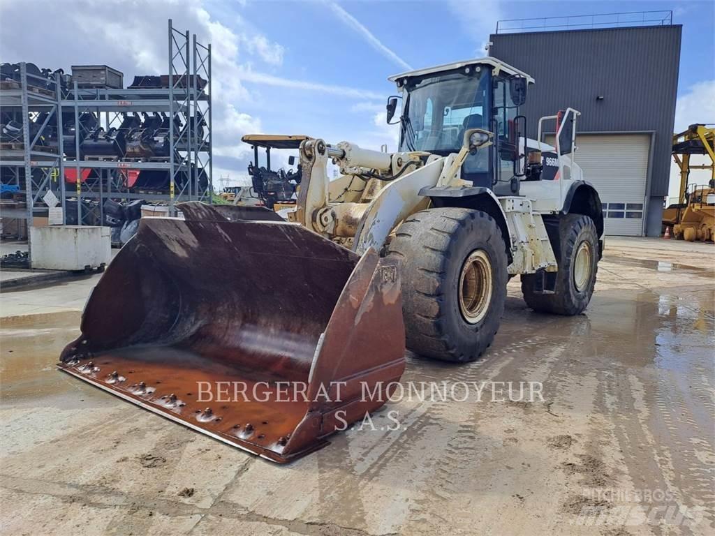 CAT 966M Incarcator pe pneuri