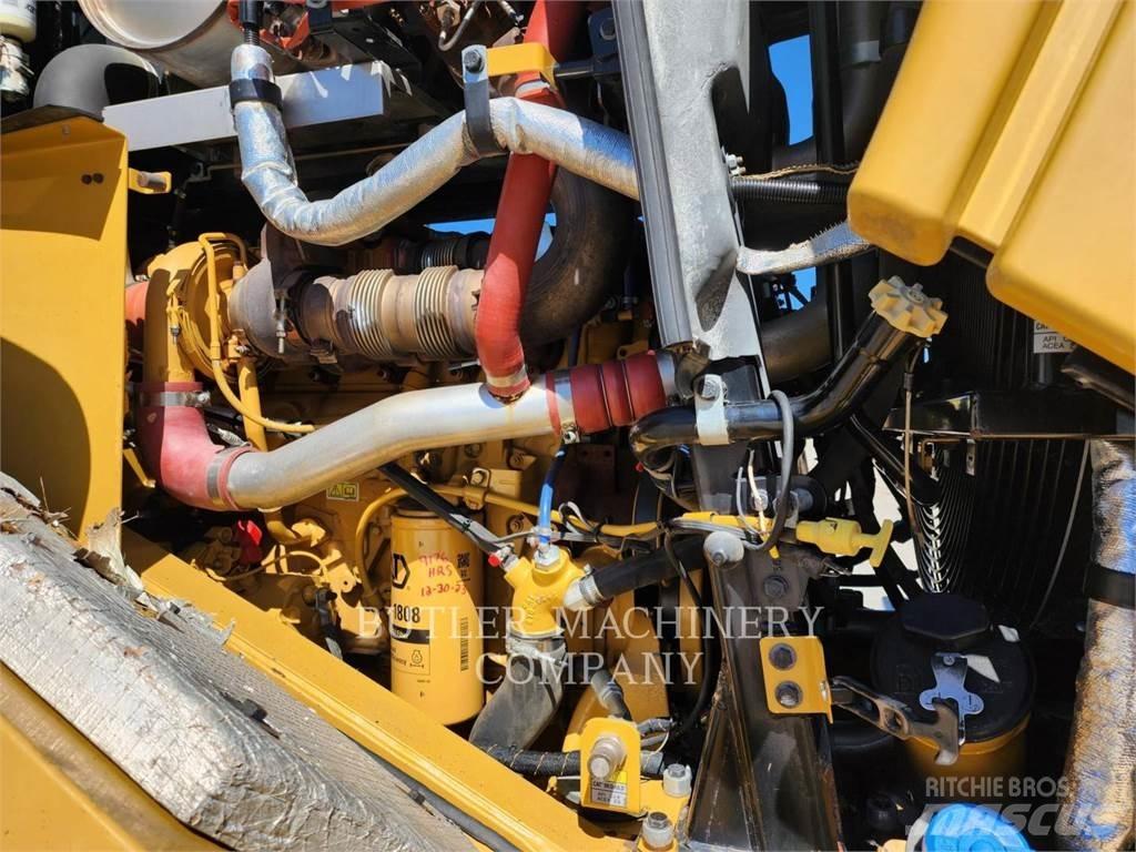 CAT 966M Incarcator pe pneuri
