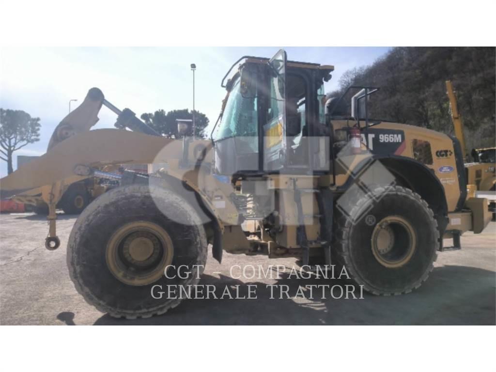 CAT 966M Incarcator pe pneuri