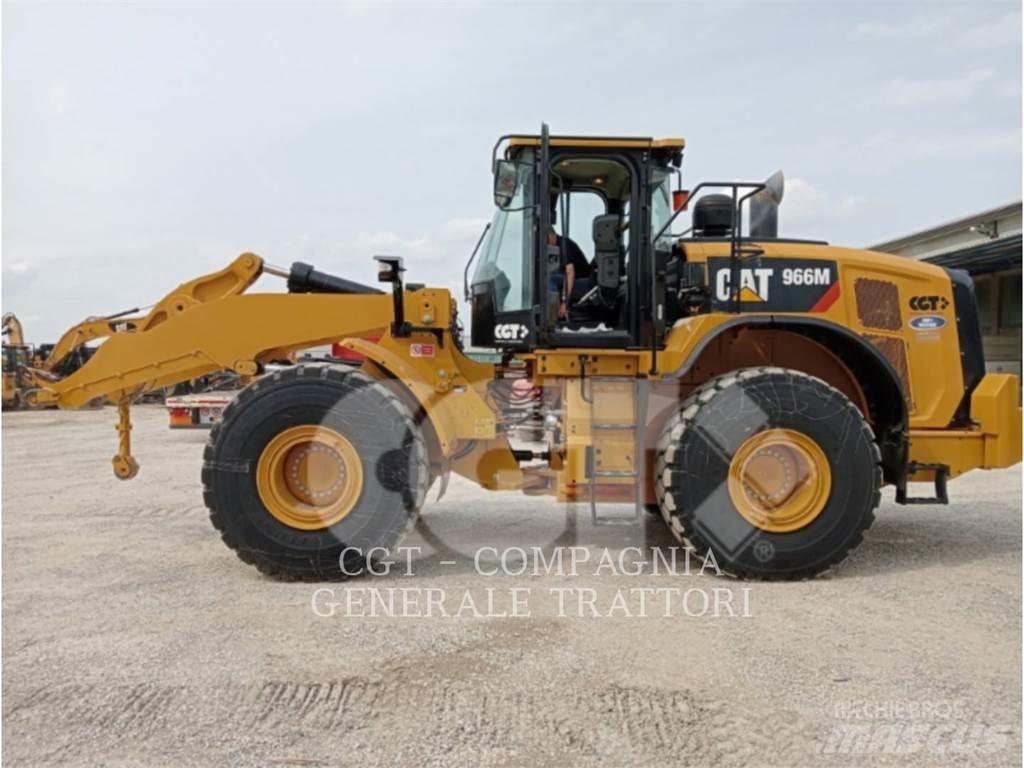 CAT 966M Incarcator pe pneuri