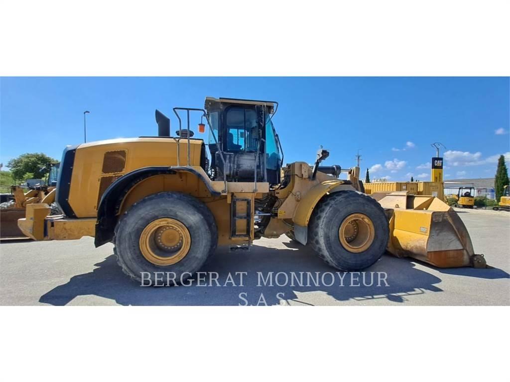 CAT 966M Incarcator pe pneuri