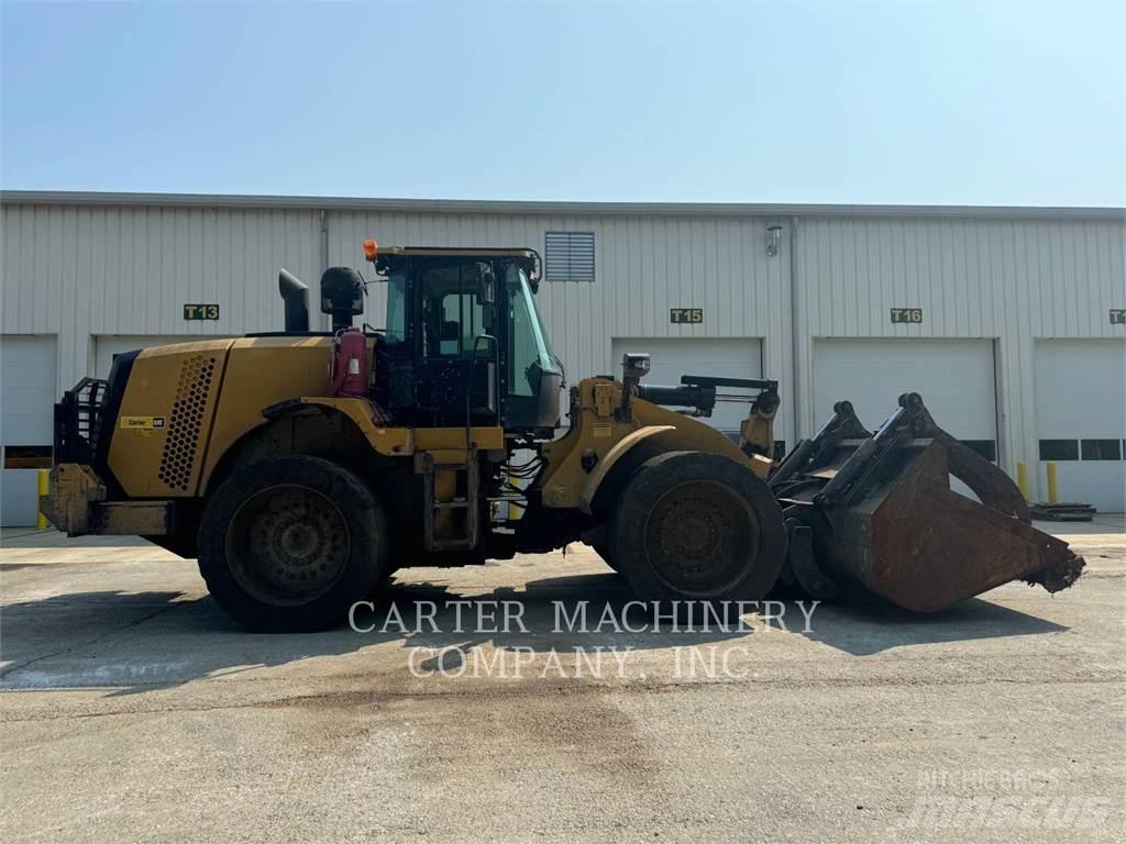 CAT 966M Incarcator pe pneuri