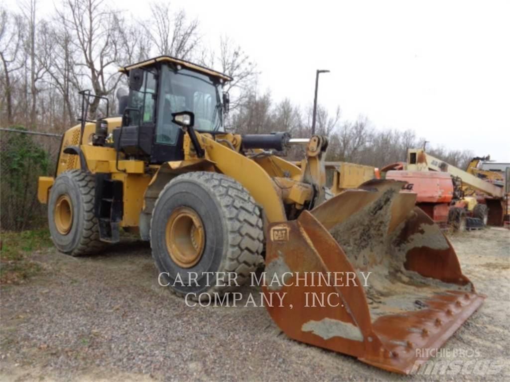 CAT 966M Incarcator pe pneuri
