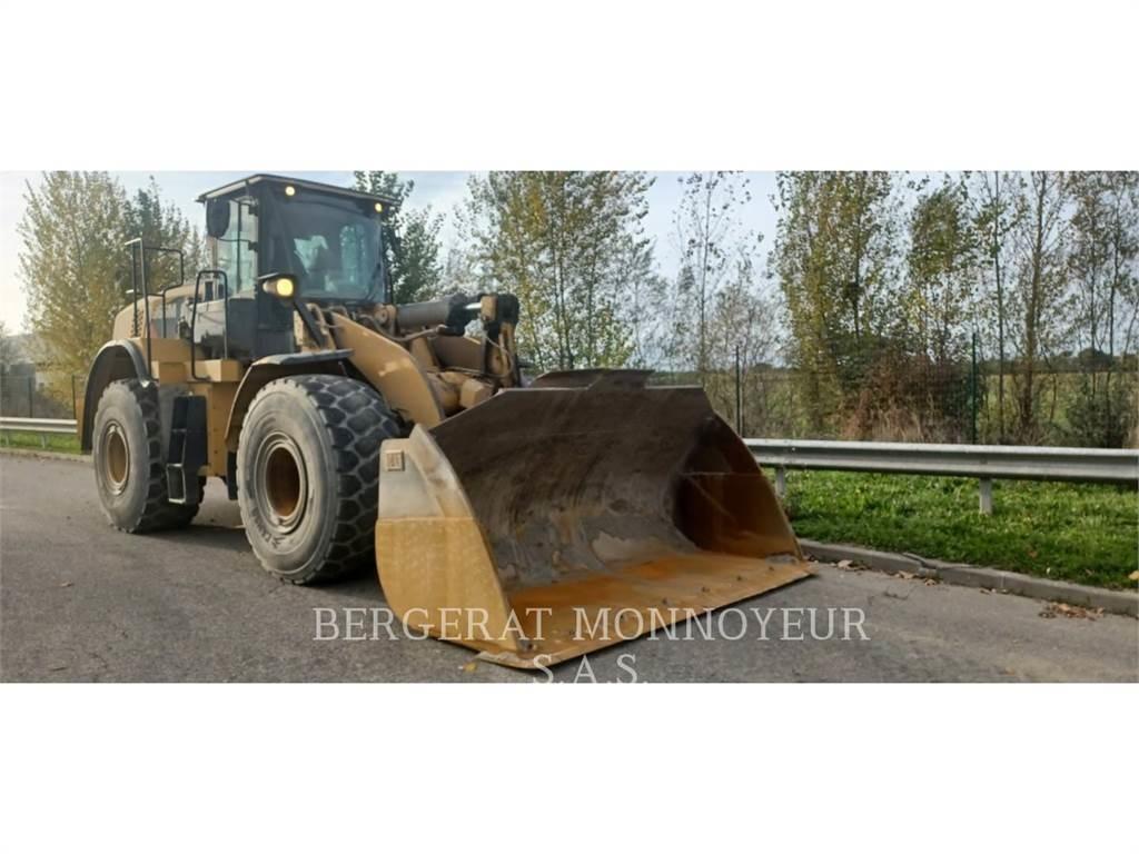 CAT 966M Incarcator pe pneuri