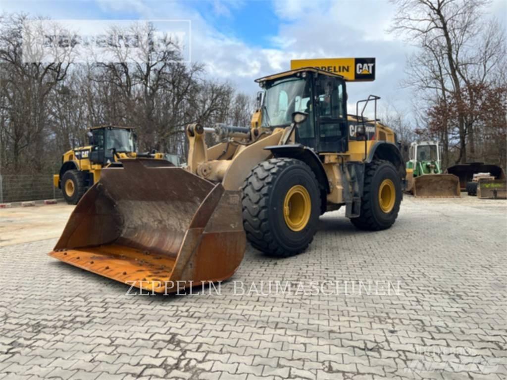 CAT 966M Incarcator pe pneuri