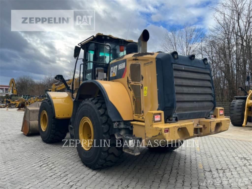 CAT 966M Incarcator pe pneuri