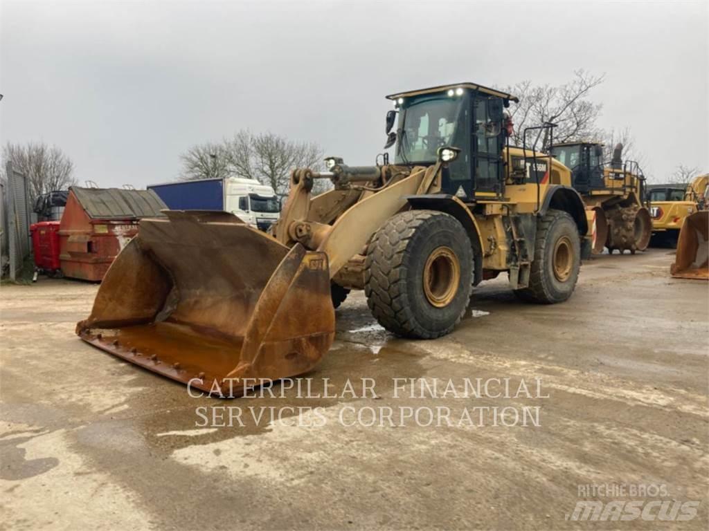 CAT 966M Incarcator pe pneuri