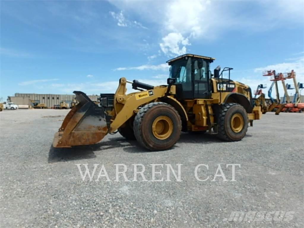 CAT 966M Incarcator pe pneuri