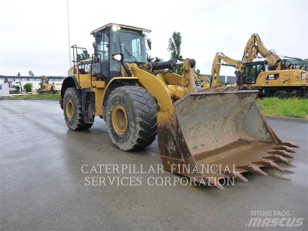 CAT 966M Incarcator pe pneuri