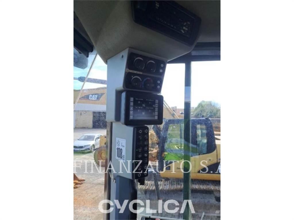 CAT 966M Incarcator pe pneuri