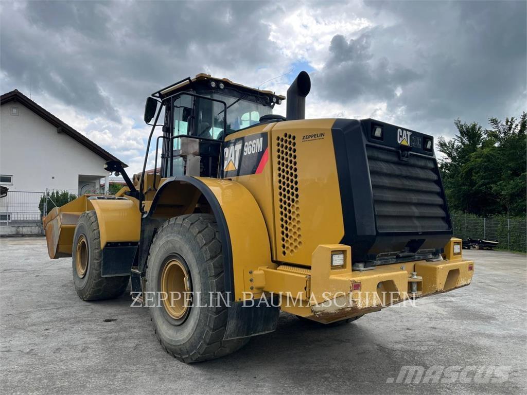 CAT 966M Incarcator pe pneuri