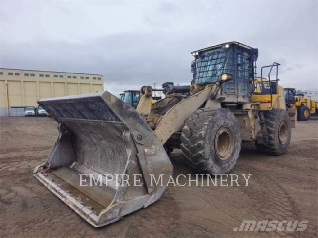 CAT 966M Incarcator pe pneuri