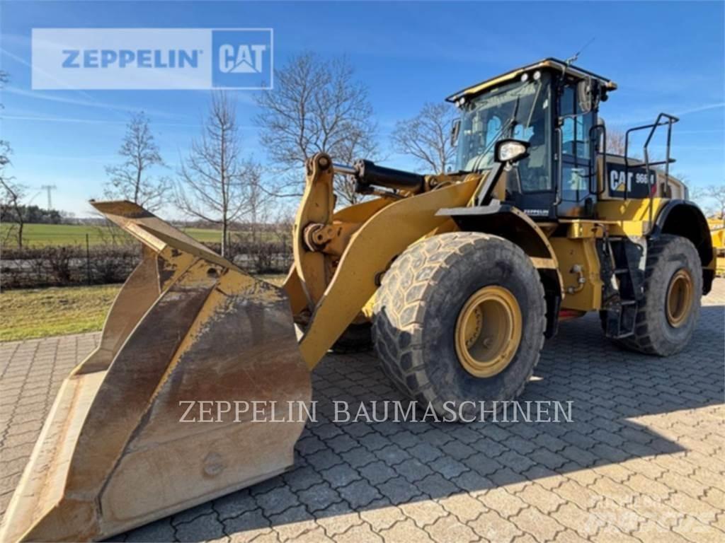 CAT 966M Incarcator pe pneuri