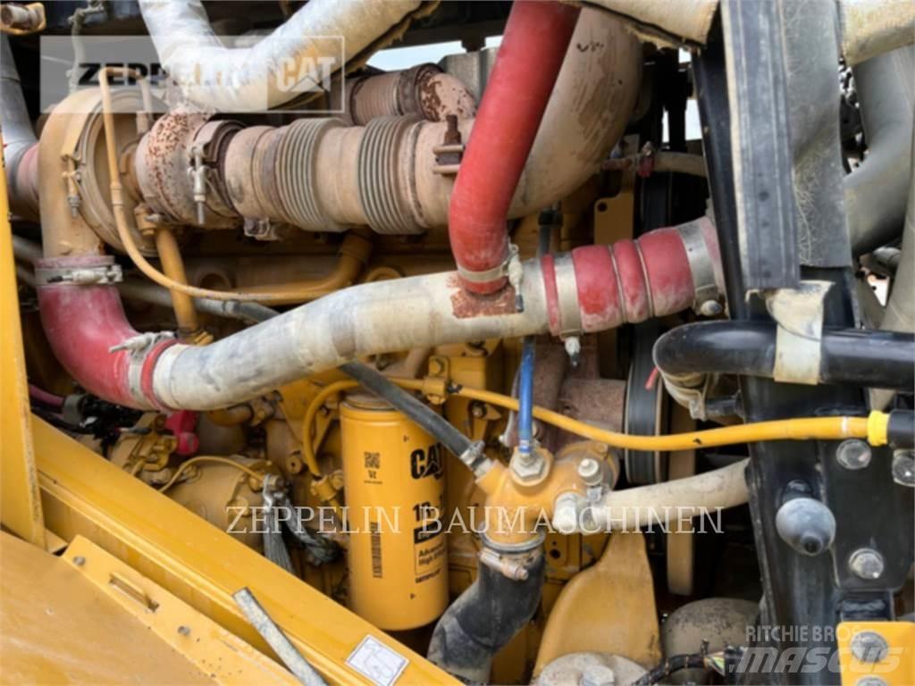 CAT 966M Incarcator pe pneuri