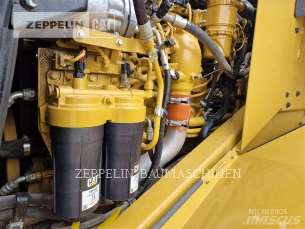 CAT 966M Incarcator pe pneuri