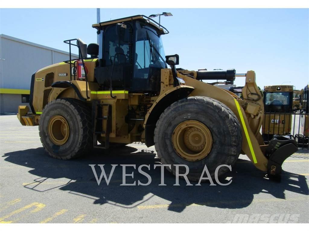 CAT 966M Incarcator pe pneuri