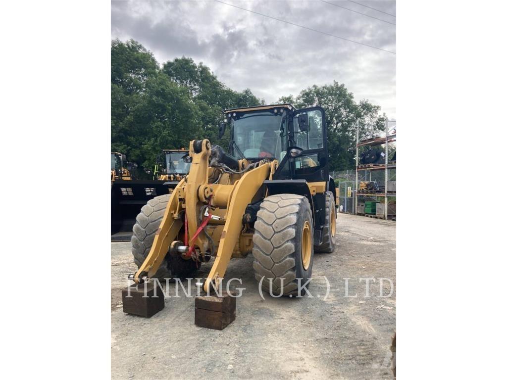 CAT 966M Incarcator pe pneuri