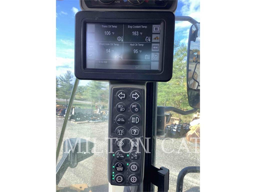 CAT 966M Incarcator pe pneuri