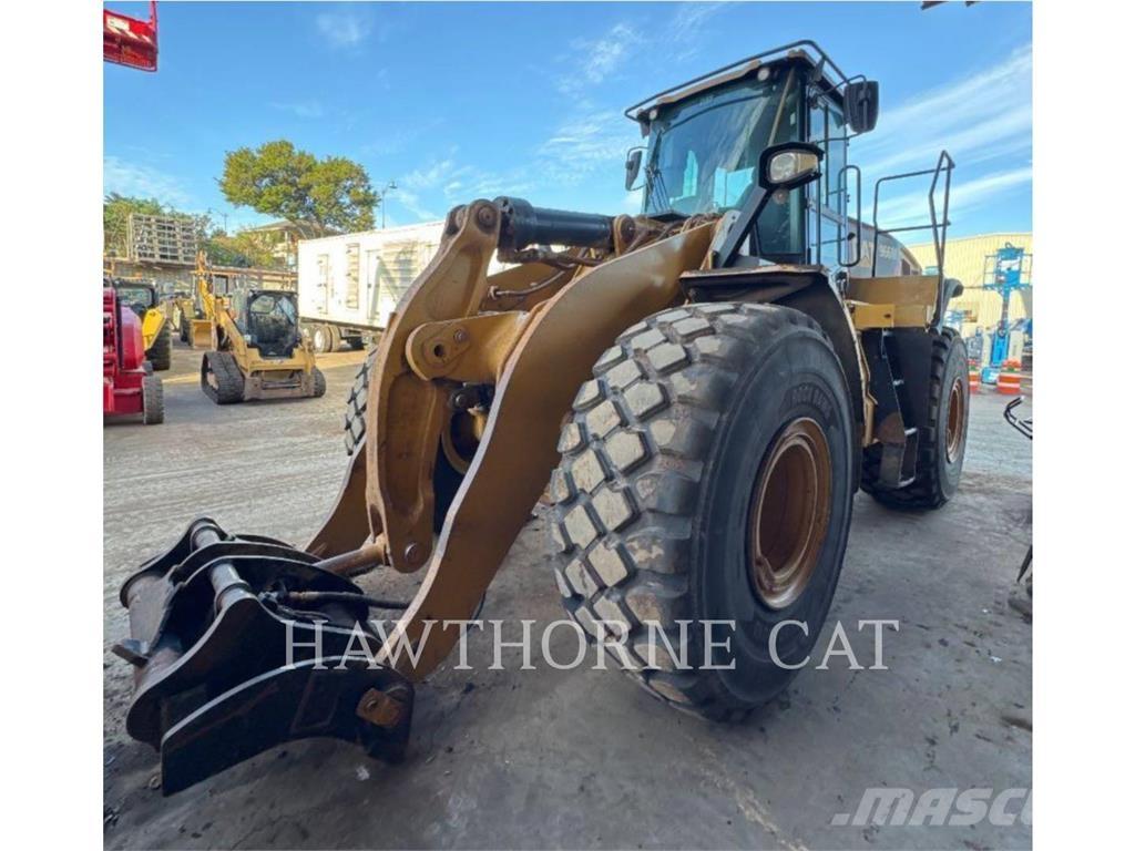CAT 966M Incarcator pe pneuri