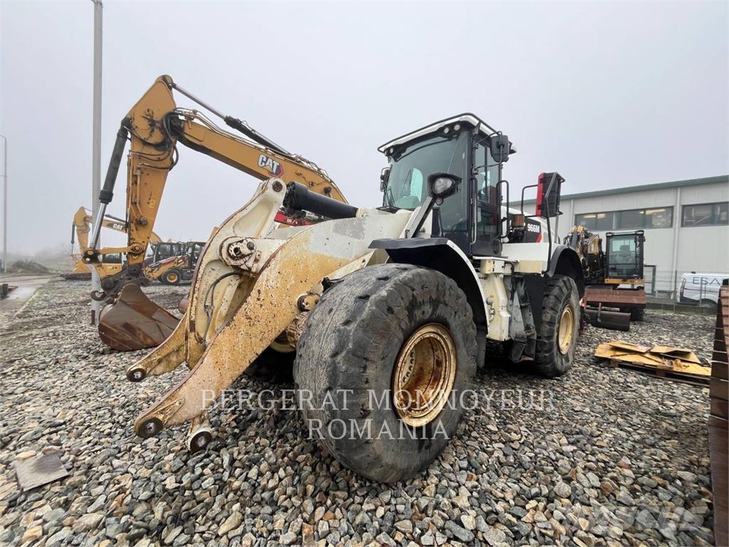 CAT 966M Incarcator pe pneuri