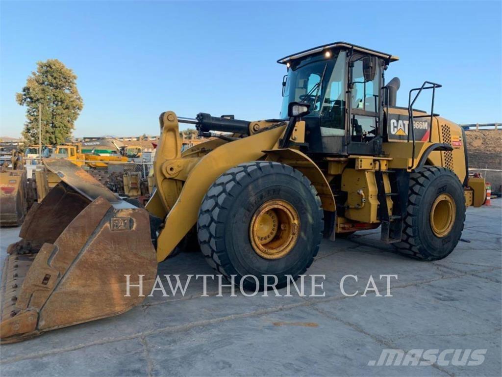 CAT 966M Incarcator pe pneuri