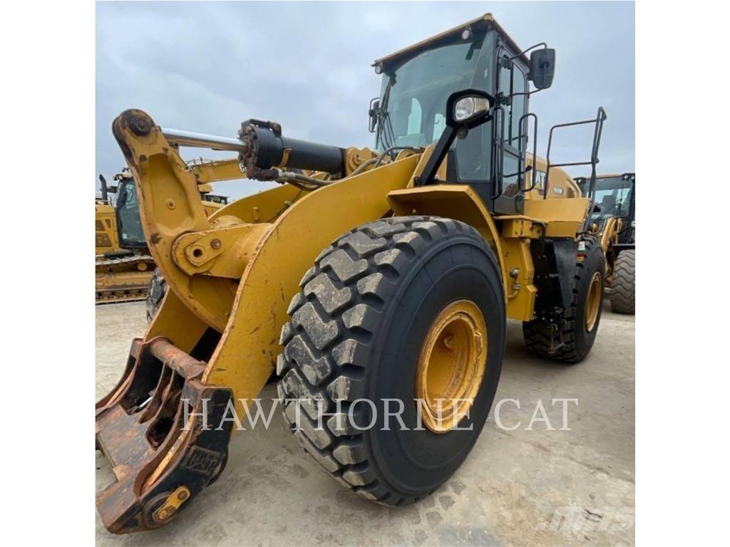 CAT 966M Incarcator pe pneuri