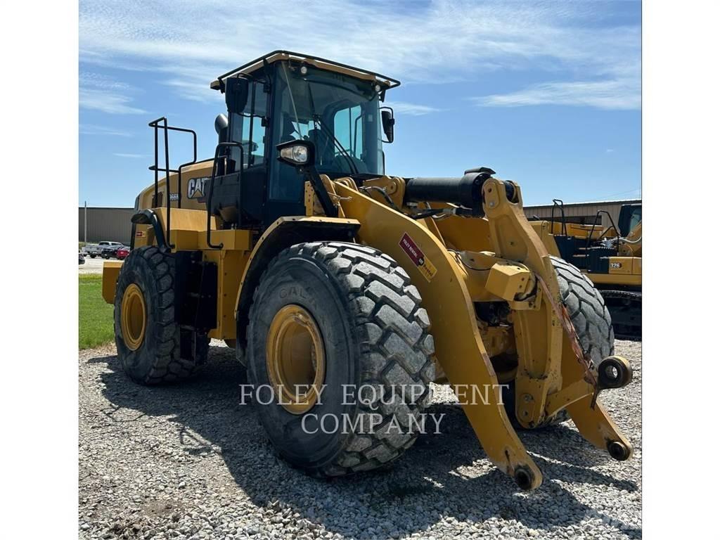 CAT 966M Incarcator pe pneuri