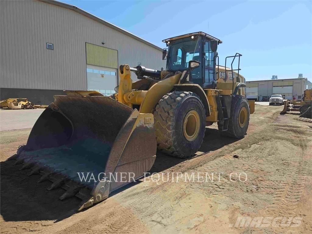CAT 966M Incarcator pe pneuri